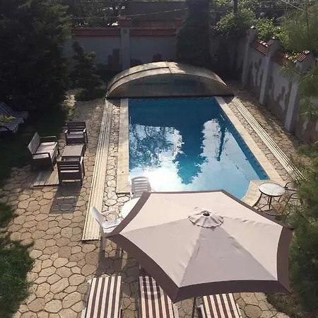 Vip Riviera Pool & Beach *