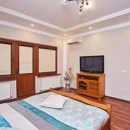 Vip Riviera Pool & Beach Villa Odesa